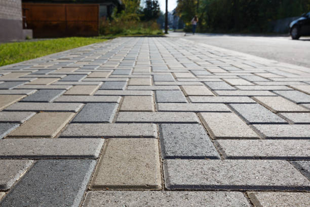 Best Custom Driveway Pavers  in Bolivar, MO