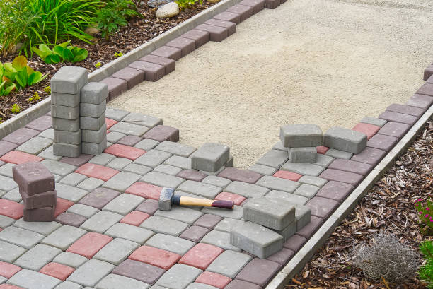 Best Custom Driveway Pavers  in Bolivar, MO